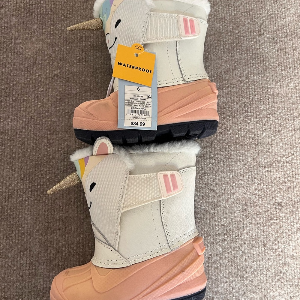 Unicorn Themed Kids Boots - Picture 2 of 3